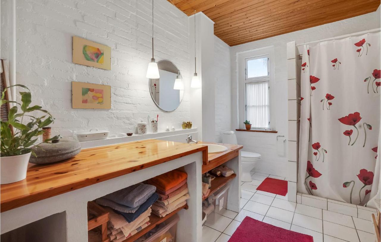 Lovely Home In Sonderborg With Kitchen Kültér fotó