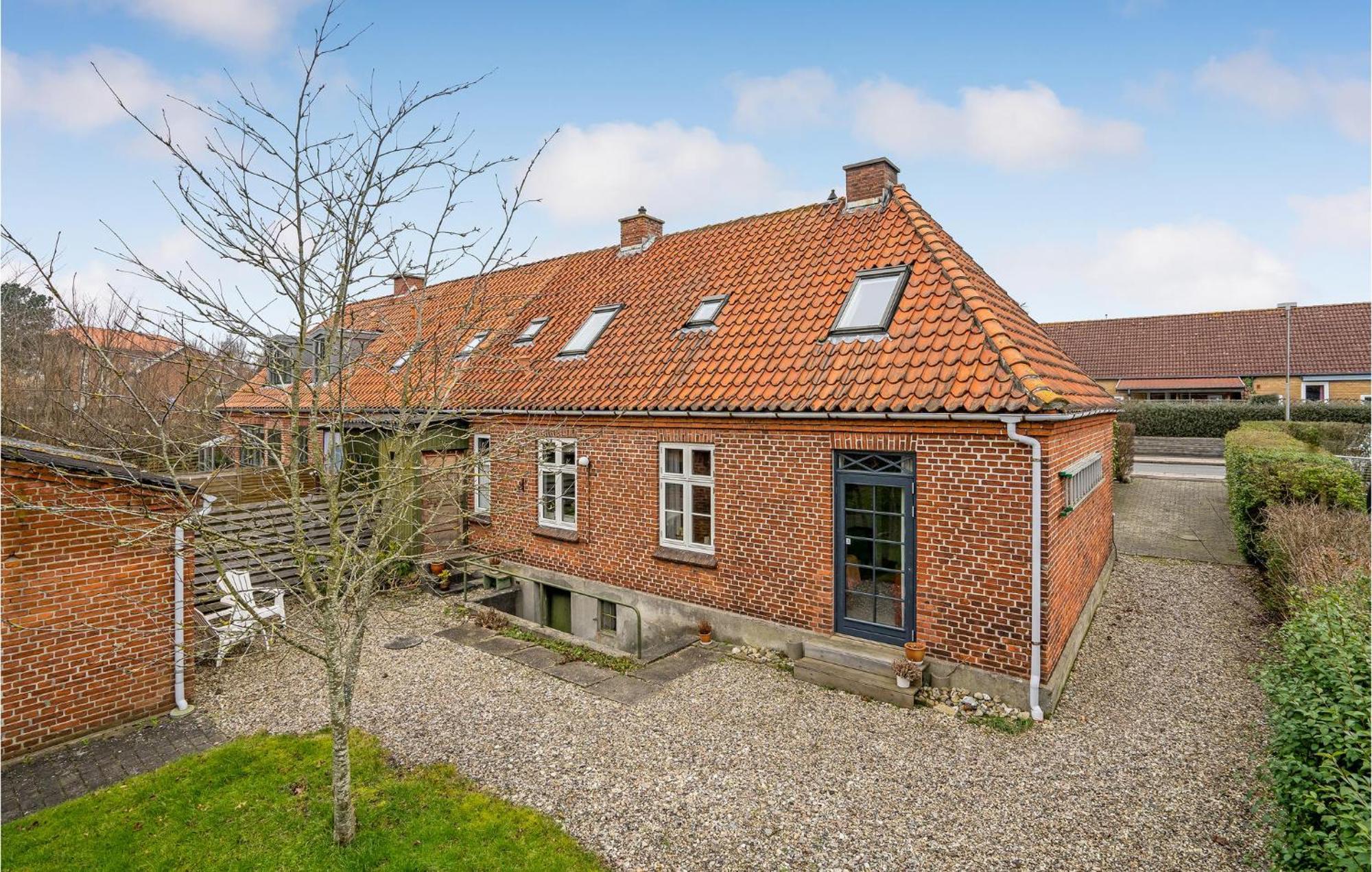 Lovely Home In Sonderborg With Kitchen Kültér fotó